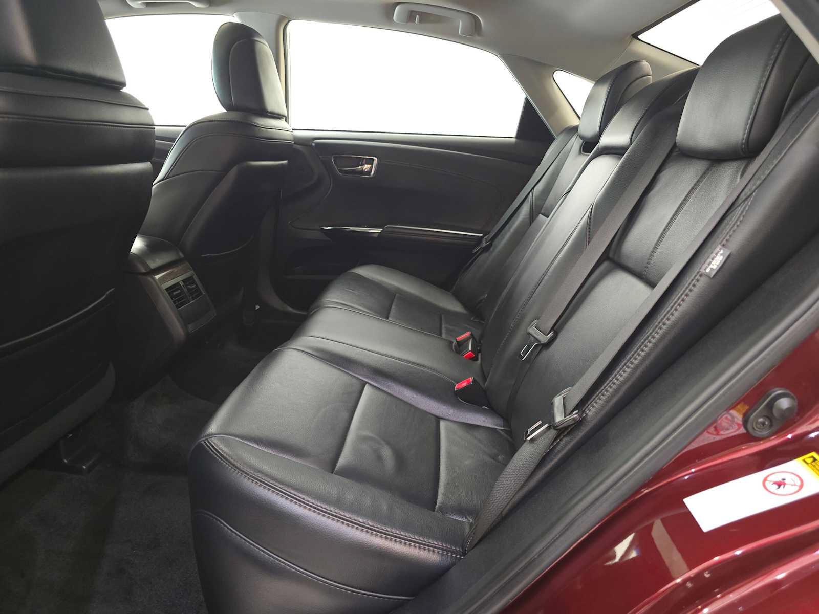 Used 2015 Toyota Avalon XLE Touring FWD image 23