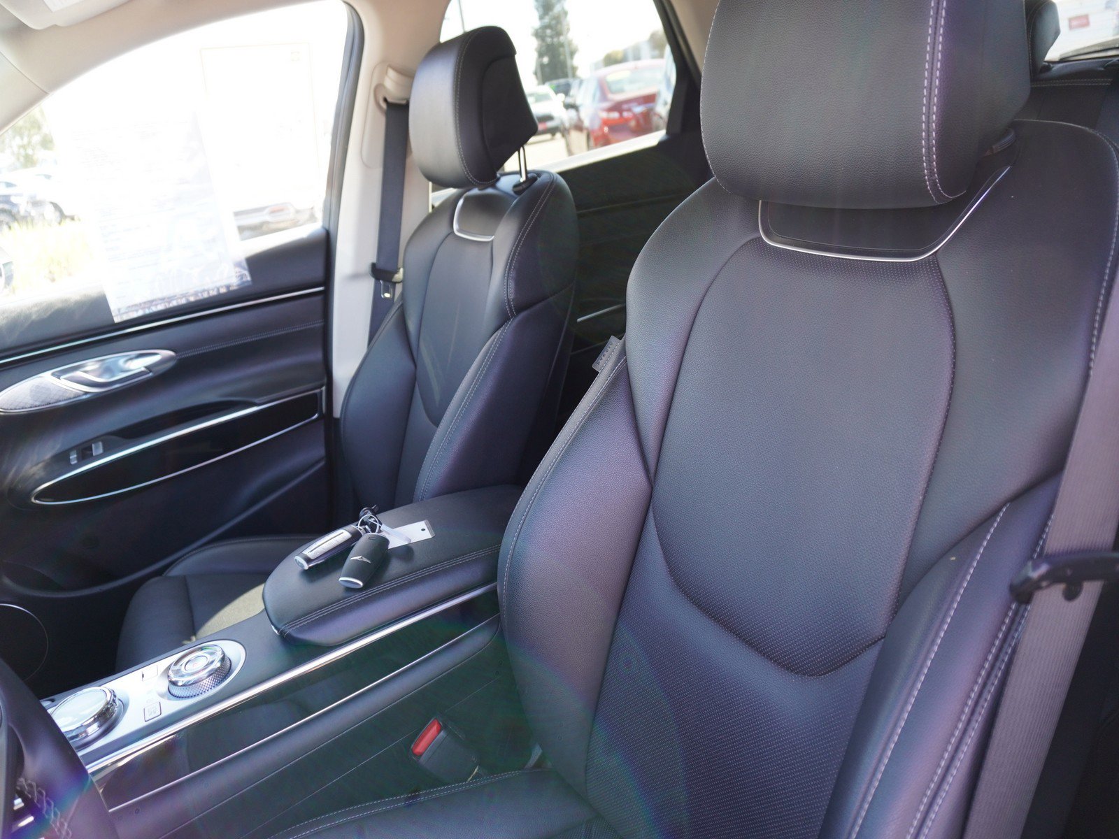 Used 2023 Genesis GV70 2.5T AWD/4WD image 22