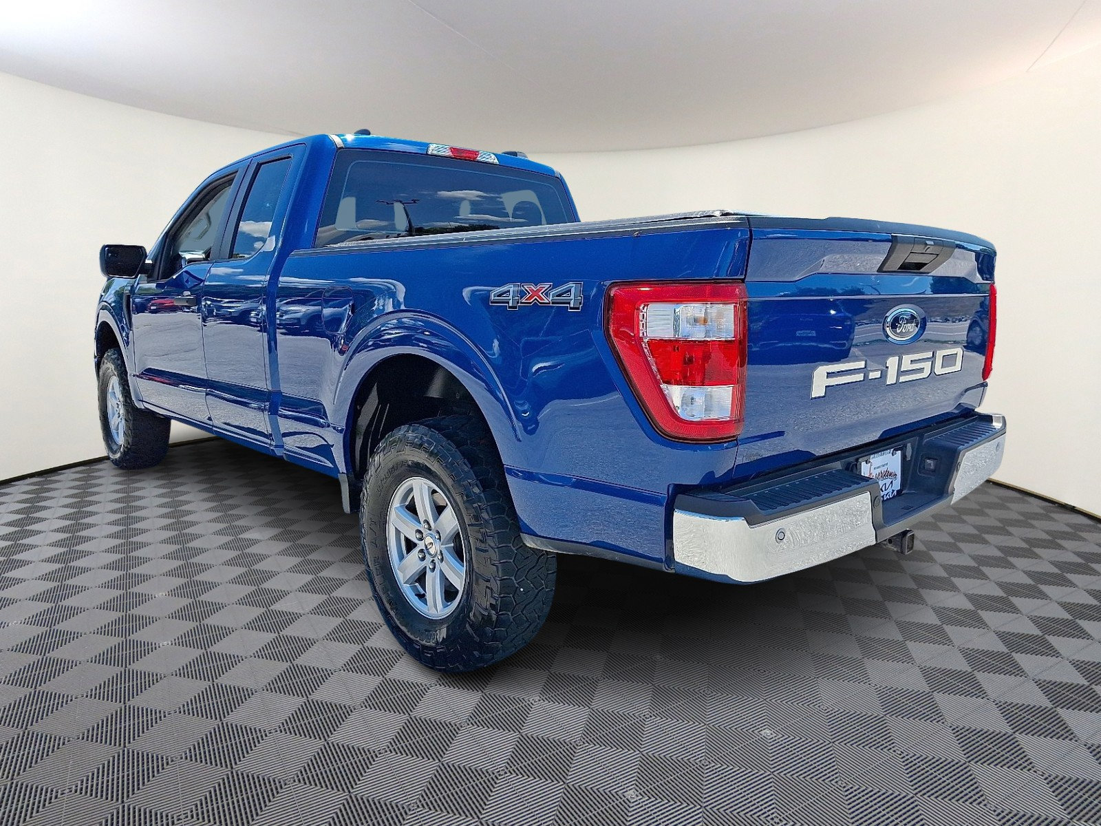 Used 2023 Ford F150 XL w/ XL Chrome Appearance Package AWD/4WD image 4