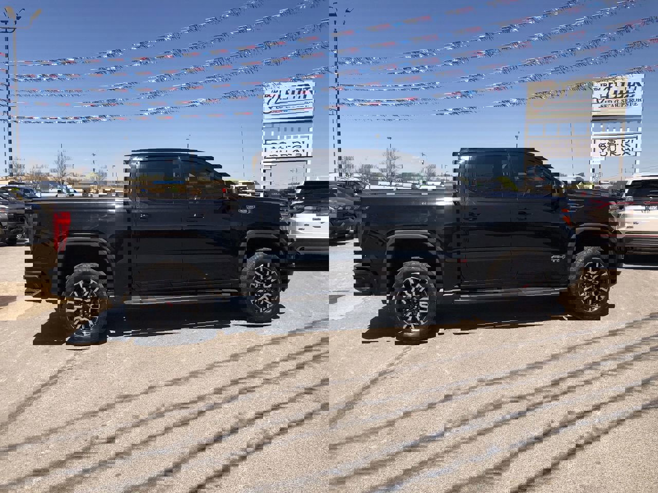 Used 2019 GMC Sierra 1500 AT4 w/ AT4 Premium Package image 14