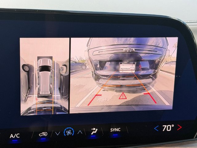 Used 2025 Chevrolet Tahoe LS RWD image 30