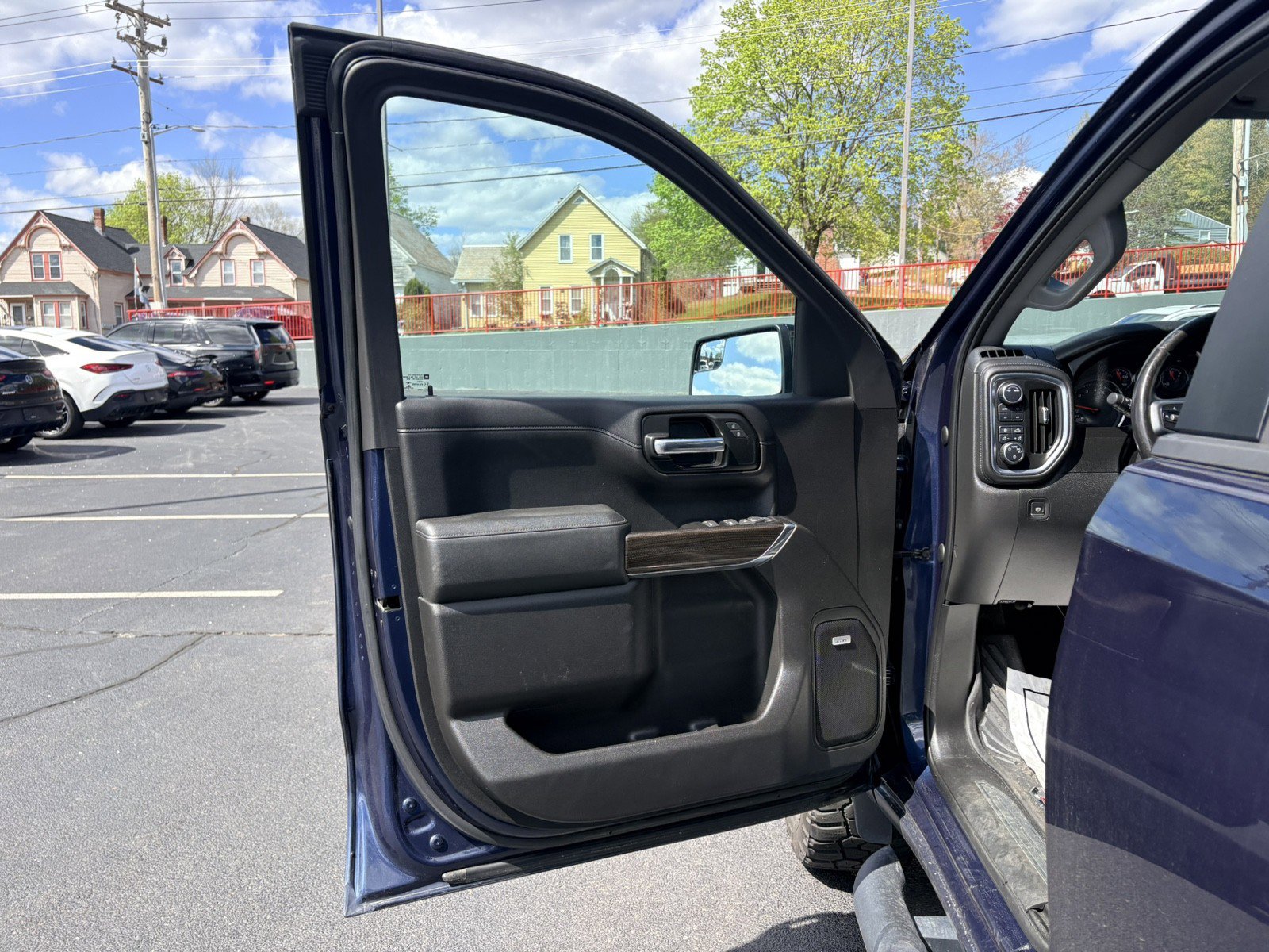 Used 2020 Chevrolet Silverado 1500 RST AWD/4WD image 14