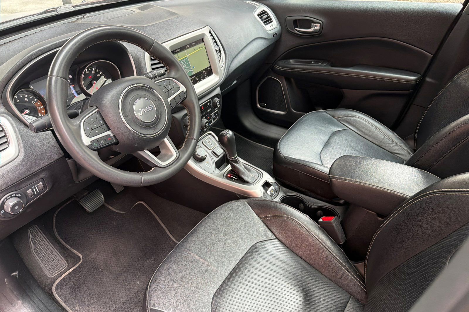 Used 2021 Jeep Compass 80th Special Edition w/ Sun and Sound Group image 11