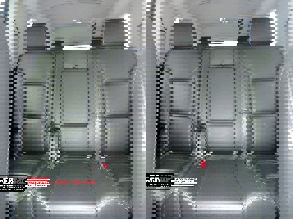 Used 2018 Chevrolet Suburban LT image 11