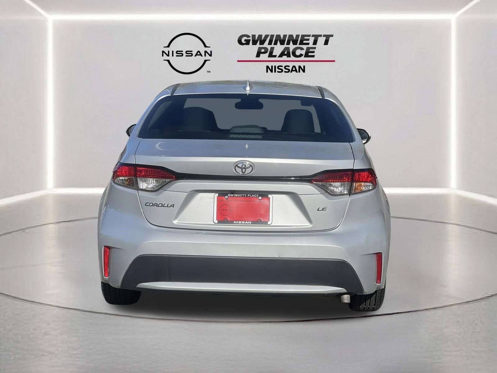 Used 2021 Toyota Corolla LE image 18