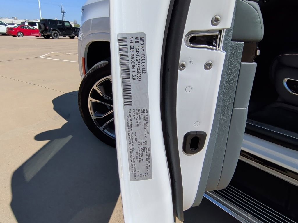 Used 2023 Jeep Grand Wagoneer Series III image 54