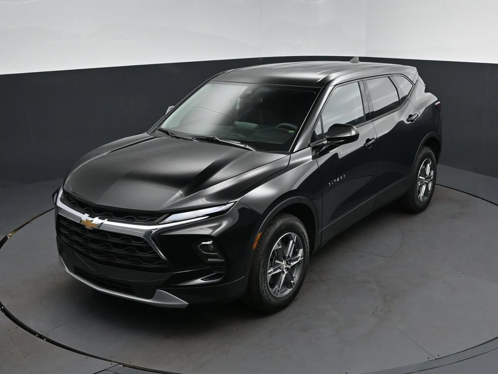 New 2026 Chevrolet Blazer LT FWD image 30