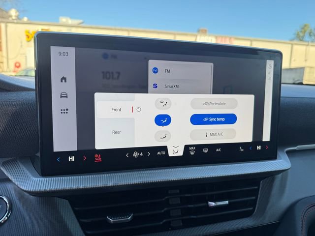 Used 2025 Ford Explorer ST-Line image 23