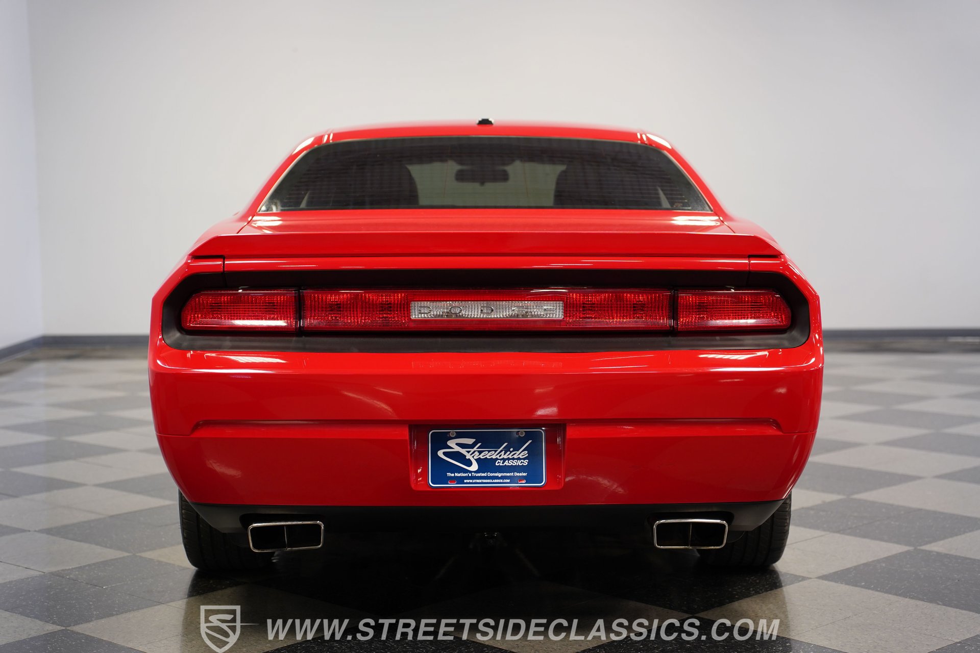 Used 2009 Dodge Challenger R/T RWD image 26