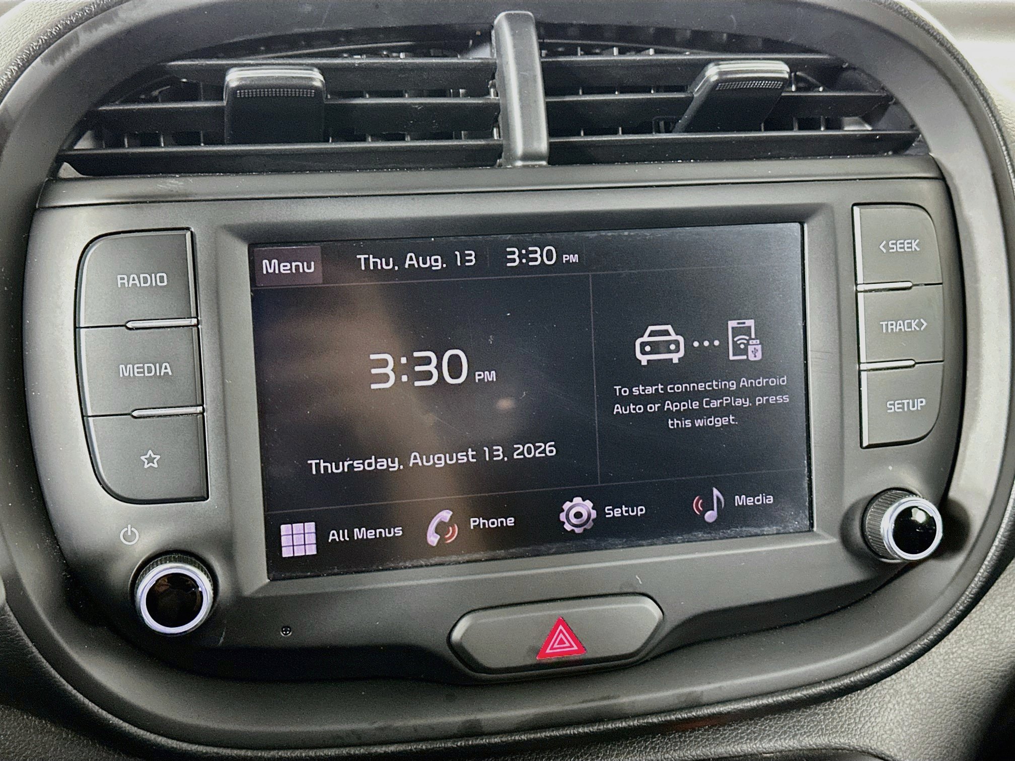 Used 2025 Kia Soul LX w/ LX Technology Package FWD image 21