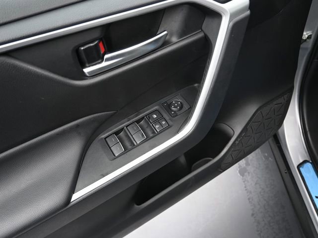 Certified 2025 Toyota RAV4 XLE w/ Convenience Package image 25
