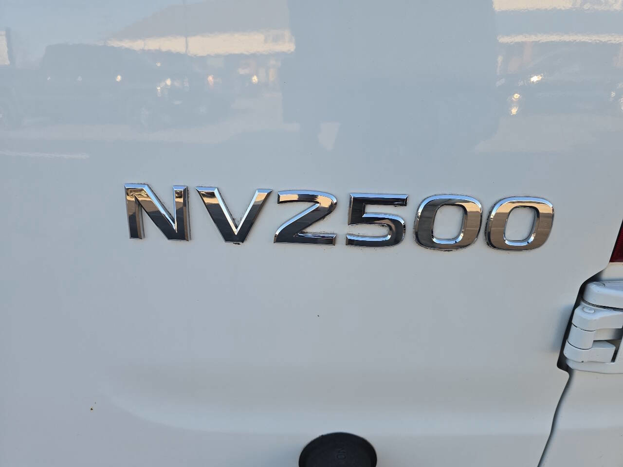 Used 2020 Nissan NV 2500 SV w/ Navigation Package image 10