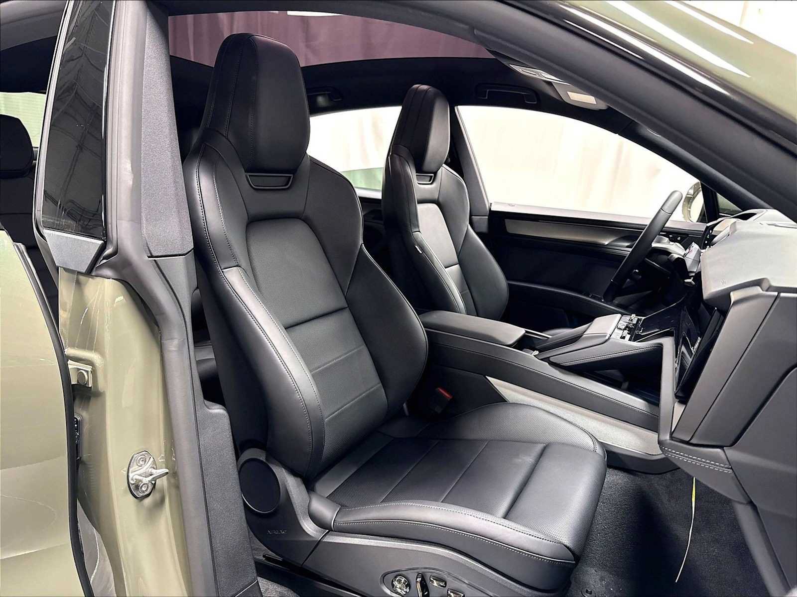 New 2026 Porsche Cayenne S AWD/4WD image 29