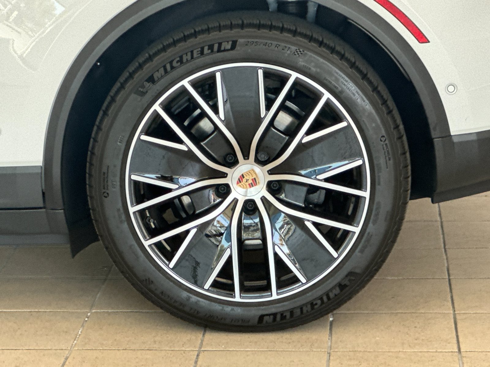 New 2026 Porsche Macan 4 Electric AWD/4WD image 25