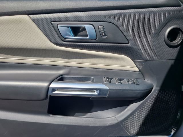 Used 2024 Ford Mustang Premium image 14