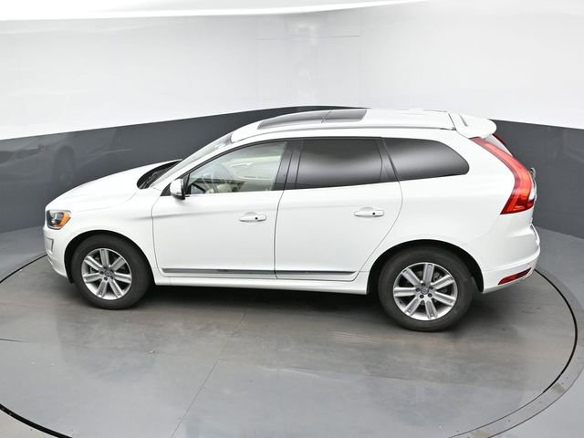 Used 2016 Volvo XC60 T6 w/ Proximity Package image 38