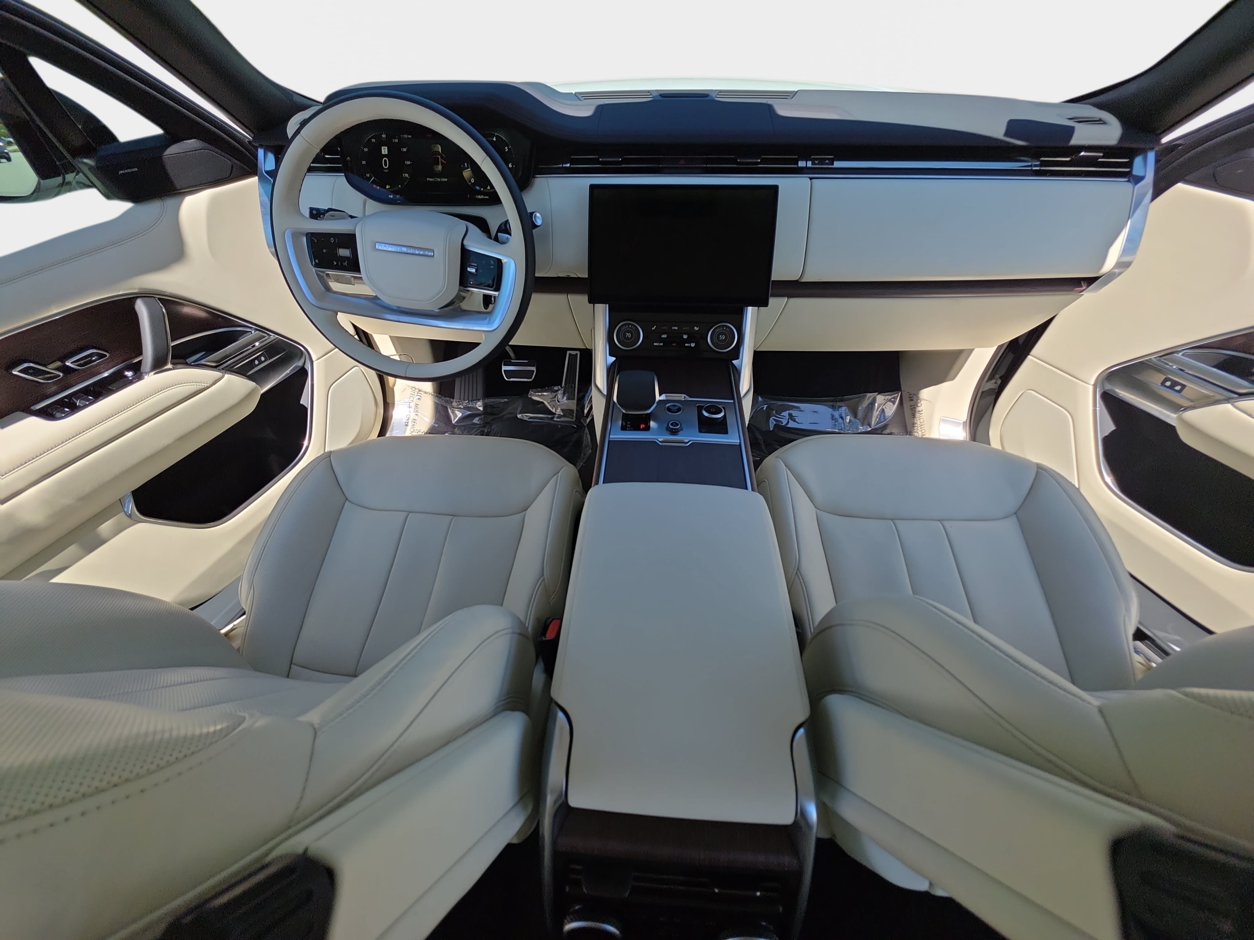 Certified 2023 Land Rover Range Rover SE AWD/4WD image 9