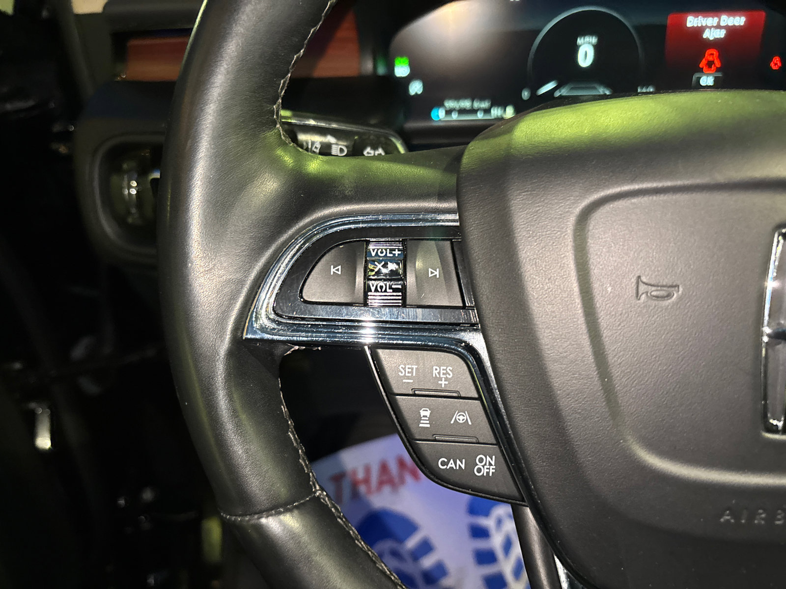 Certified 2022 Lincoln Nautilus Reserve w/ Equipment Group 201A image 17