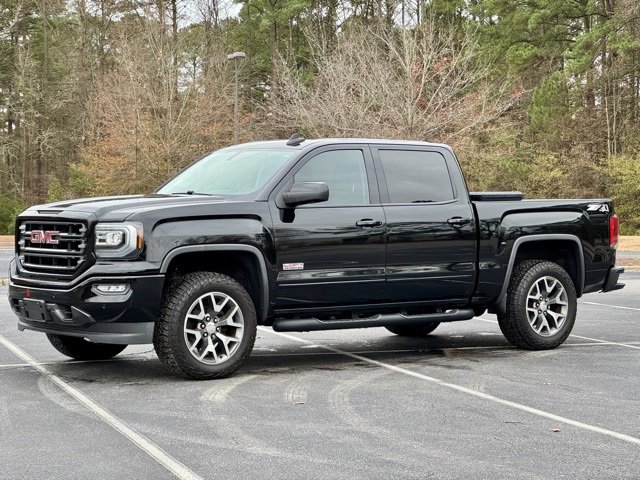 Used 2017 GMC Sierra 1500 SLT image 2