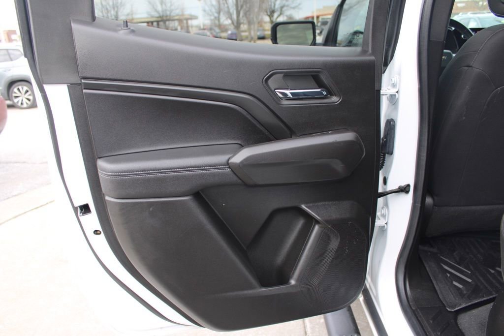 Used 2023 Chevrolet Colorado LT w/ LT Convenience Package II image 26