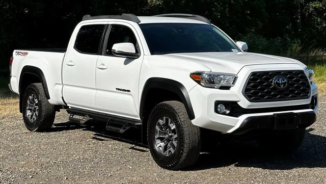 Used 2021 Toyota Tacoma TRD Off-Road AWD/4WD image 2