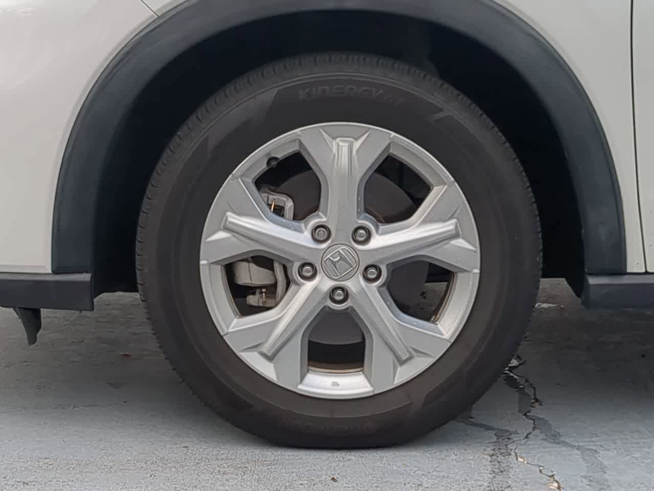 Used 2023 Honda HR-V LX image 13