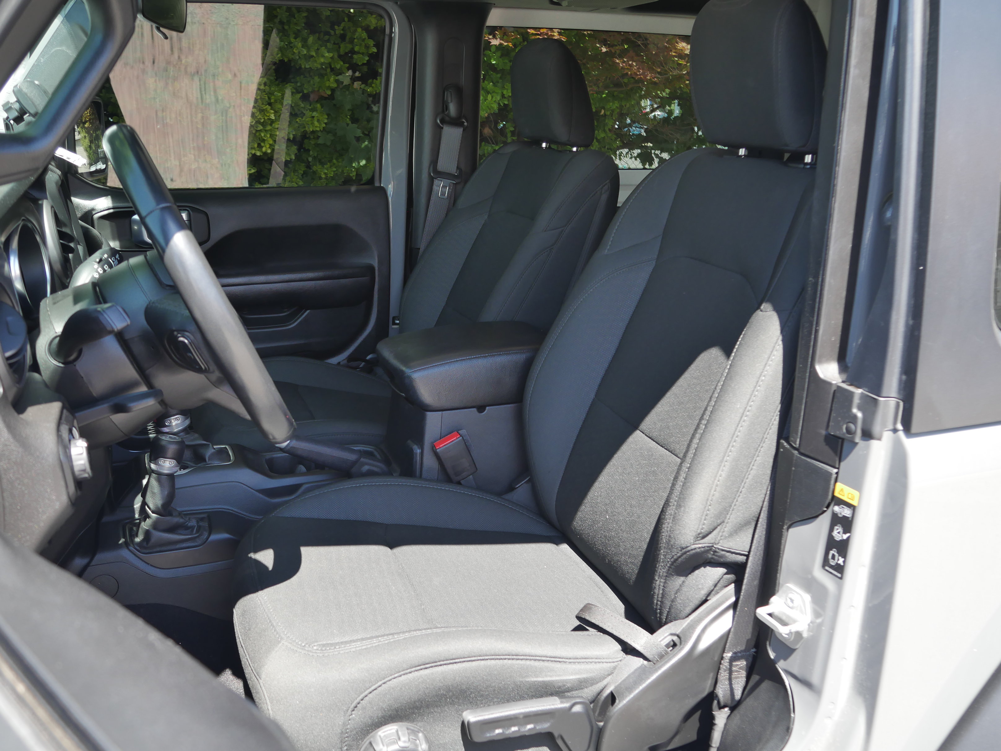 Used 2021 Jeep Wrangler Sport AWD/4WD image 31