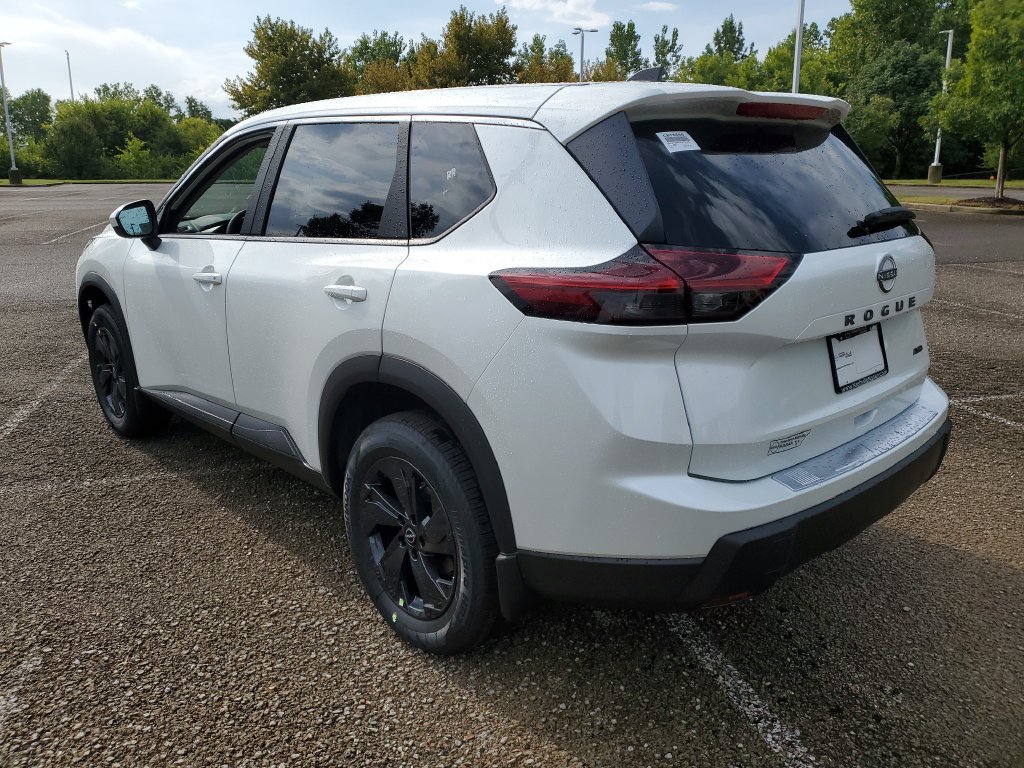 New 2026 Nissan Rogue SV AWD/4WD image 3