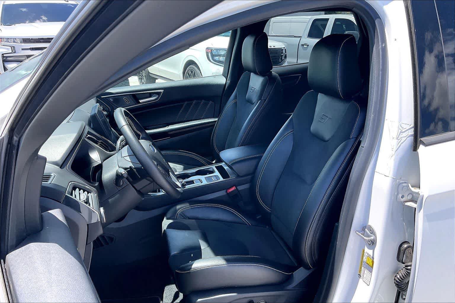 Used 2023 Ford Edge ST AWD/4WD image 11