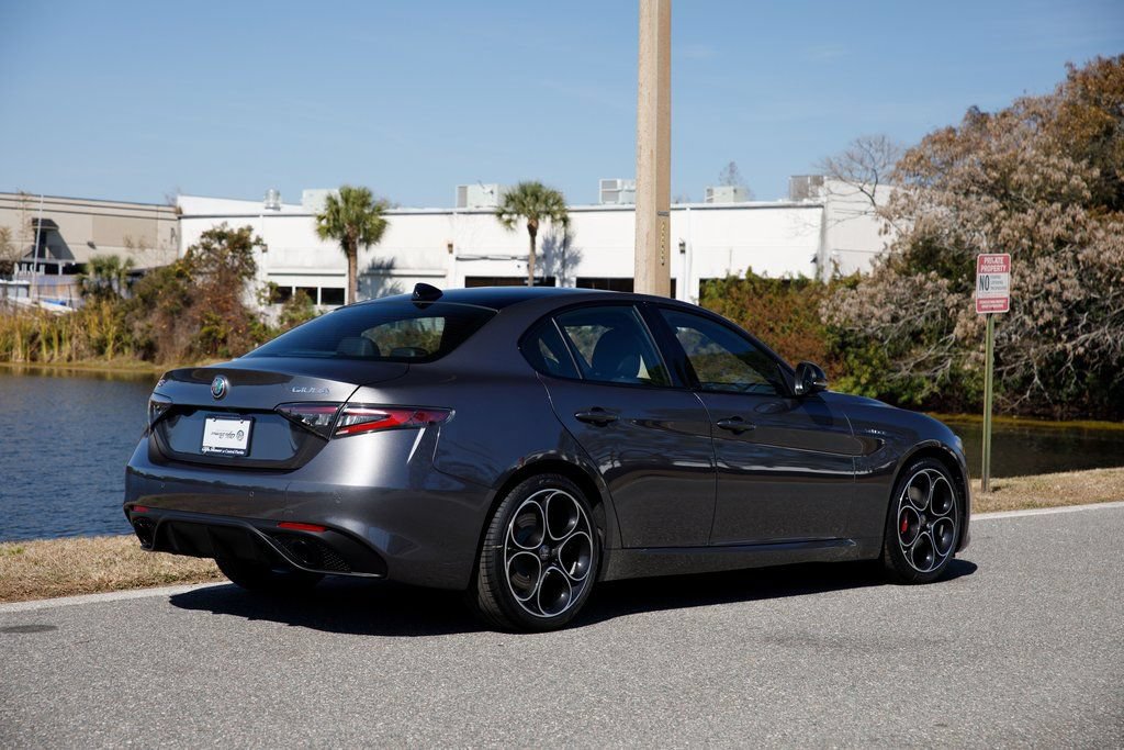 New 2026 Alfa Romeo Giulia w/ Driving Assist Package RWD image 3