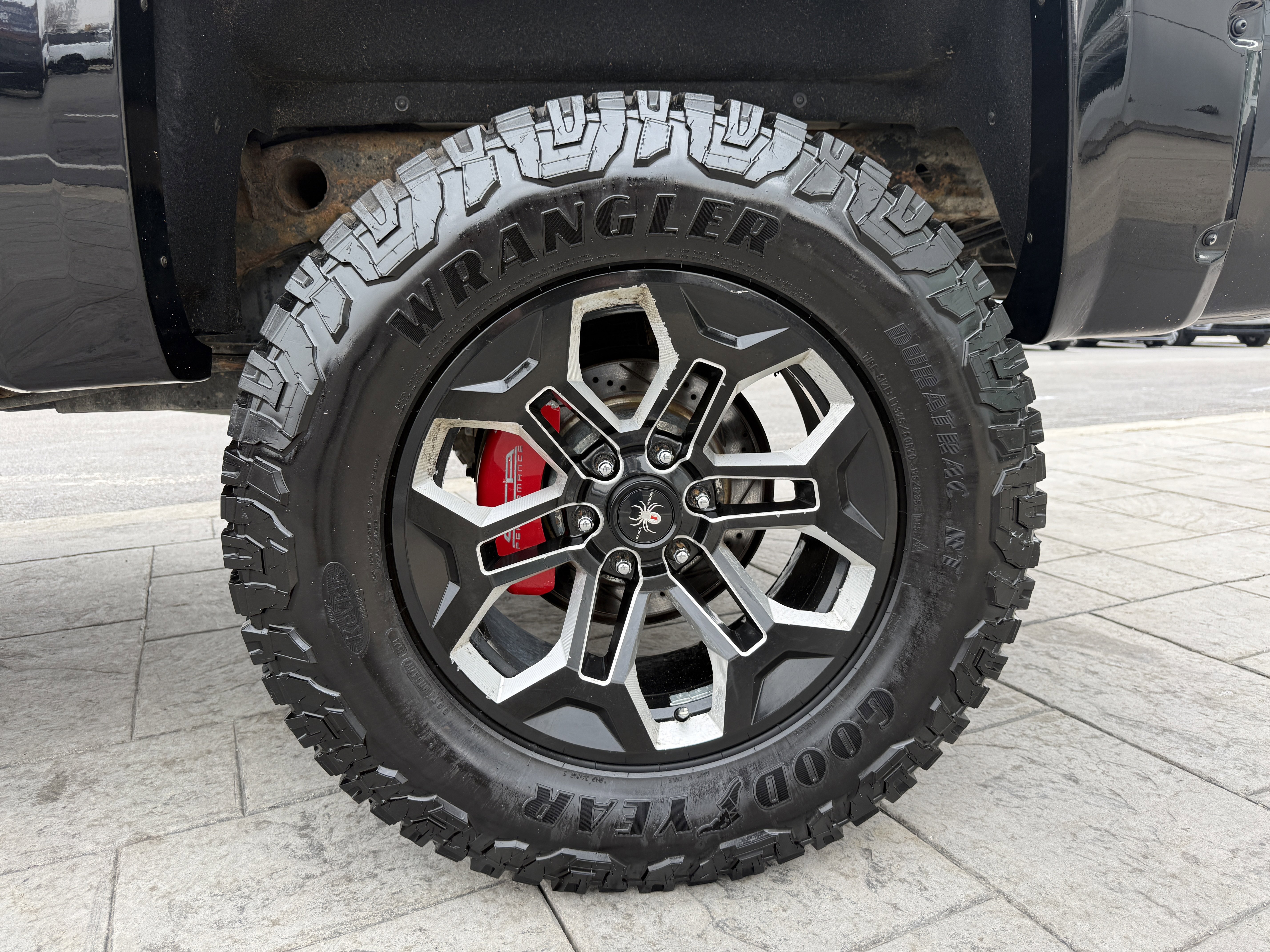 Used 2017 Chevrolet Silverado 1500 LTZ Z71 w/ LTZ Plus Package image 32