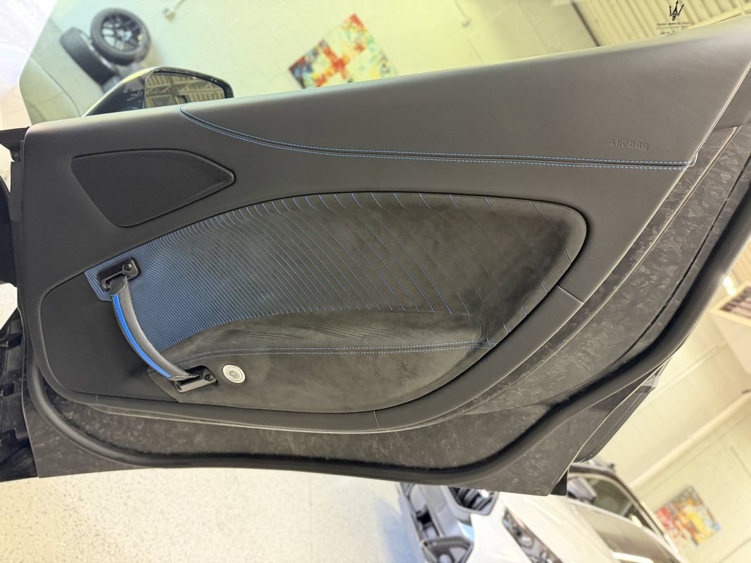 Used 2024 Maserati MC20 Cielo RWD image 35