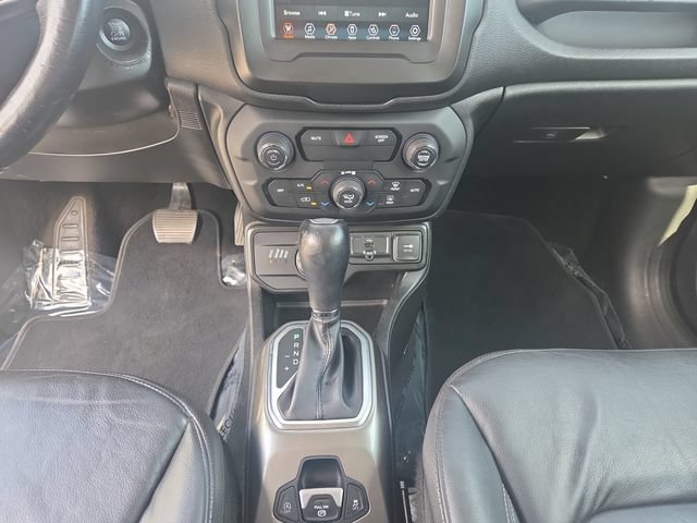 Used 2019 Jeep Renegade Limited w/ Safety and Security Group AWD/4WD image 11