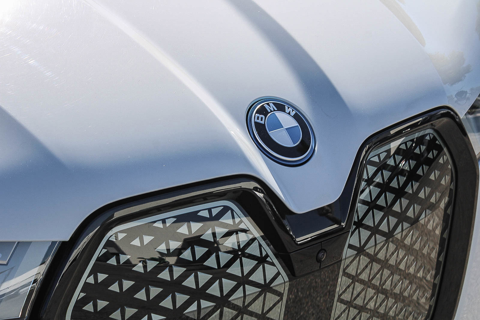 Certified 2024 BMW iX xDrive50 w/ Sport Package image 9