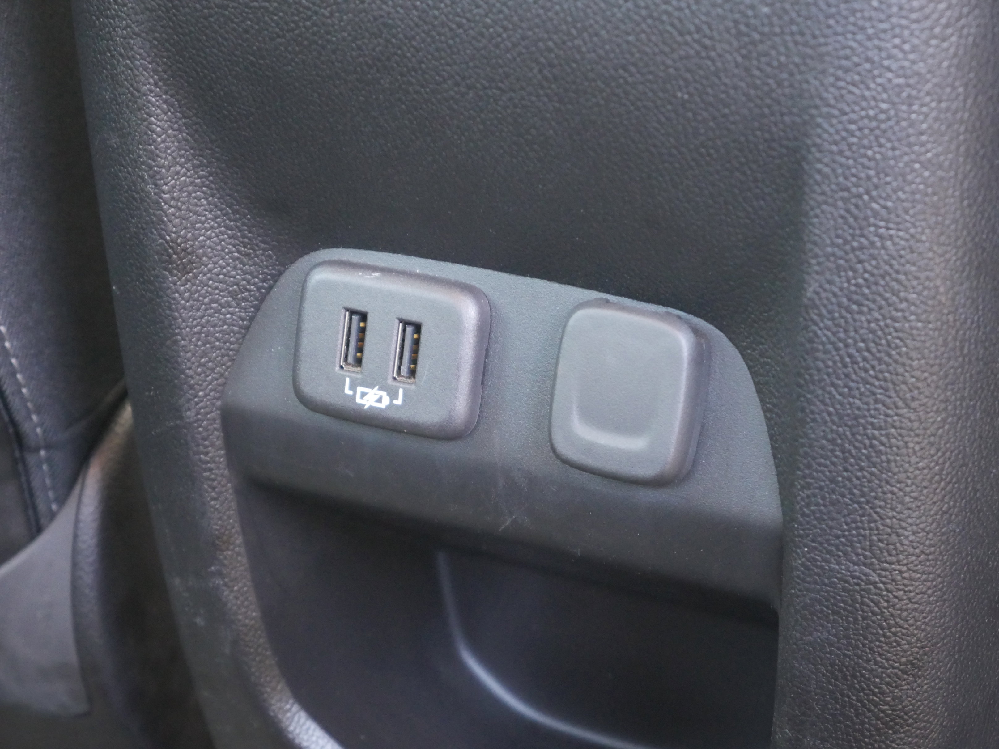 Used 2019 Chevrolet Colorado ZR2 w/ LPO, Power Package image 31