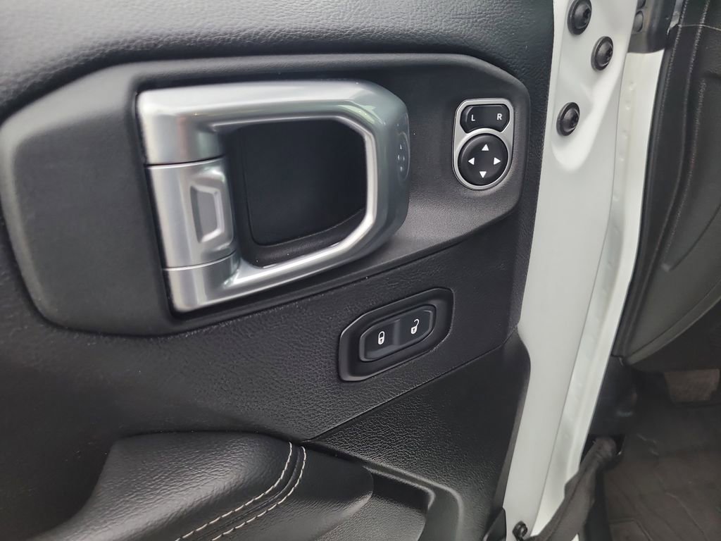 Certified 2023 Jeep Wrangler Sahara w/ Cold Weather Group image 14