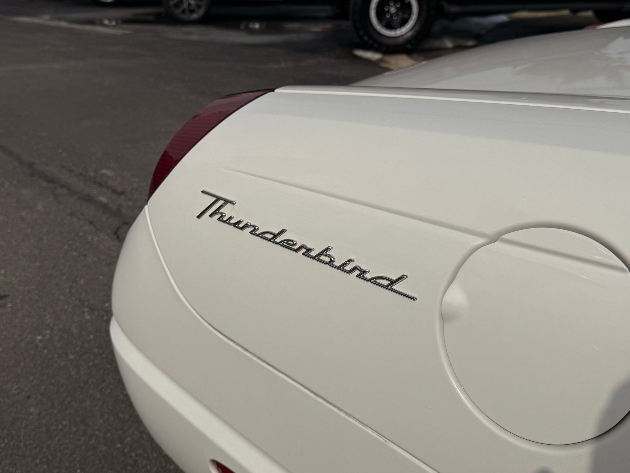 Used 2002 Ford Thunderbird image 14