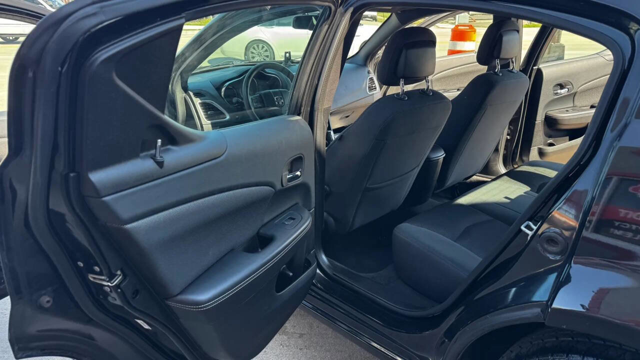 Used 2014 Dodge Avenger SE FWD image 18