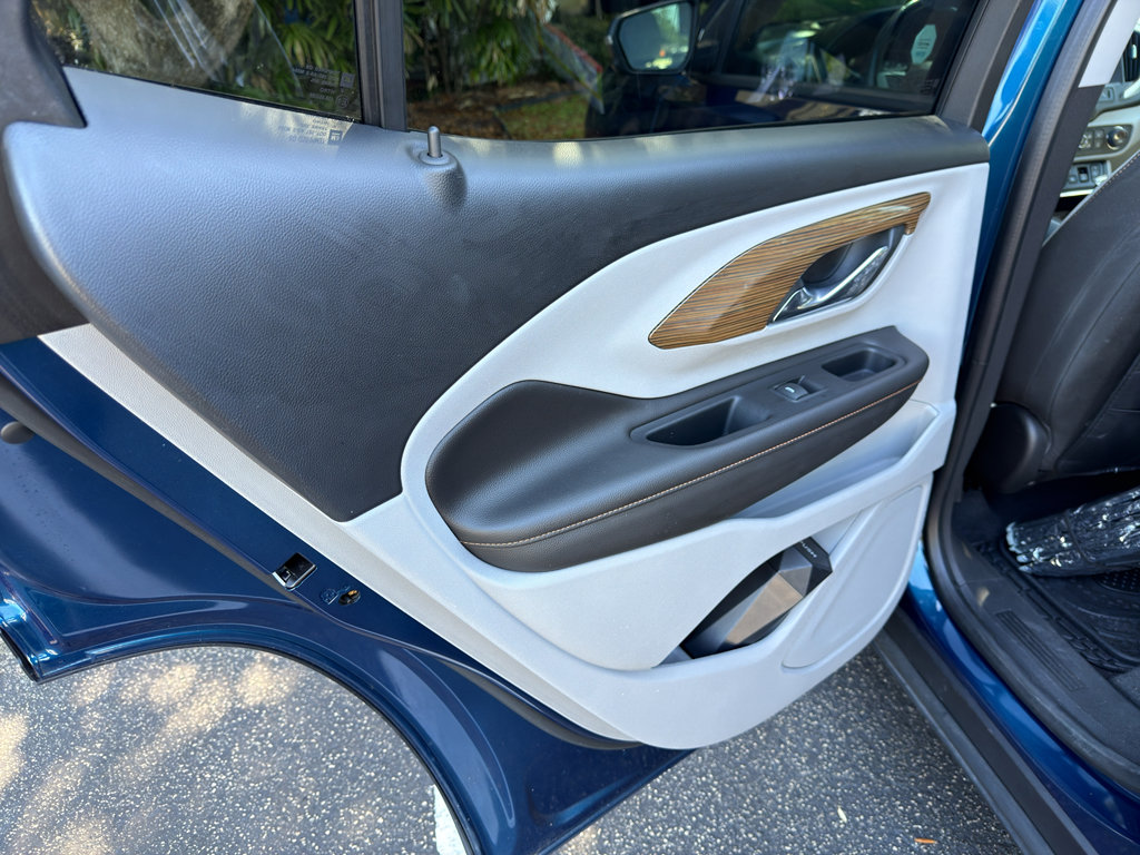 Used 2020 GMC Terrain SLE w/ Driver Convenience Package image 18