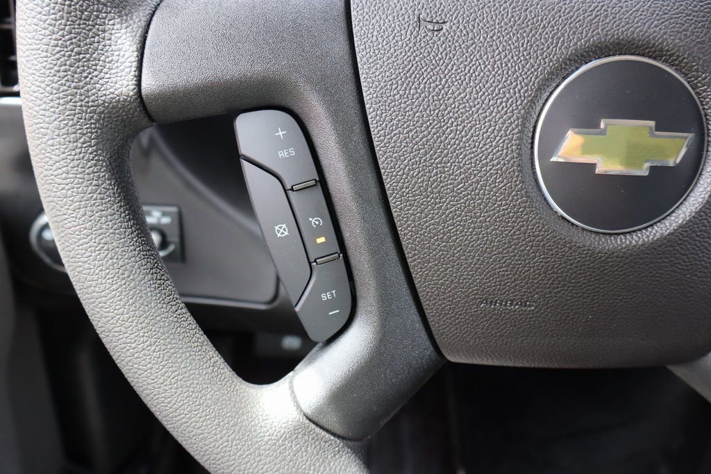 New 2025 Chevrolet Express 2500 w/ Driver Convenience Package image 6