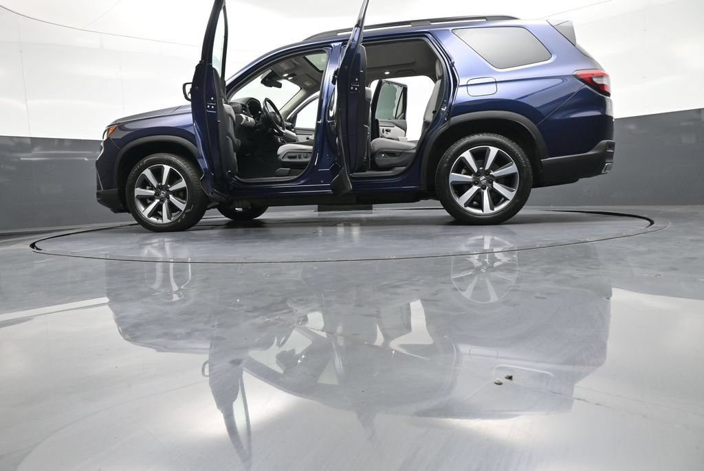 Certified 2024 Honda Pilot Touring image 52