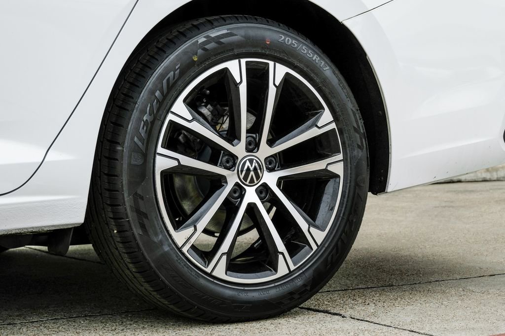 Used 2022 Volkswagen Jetta Sport image 61