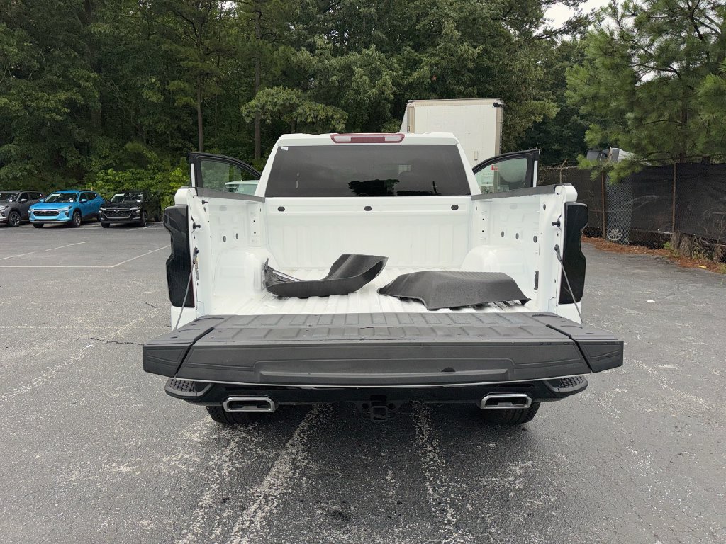 Used 2025 Chevrolet Silverado 1500 LT Trail Boss AWD/4WD image 35