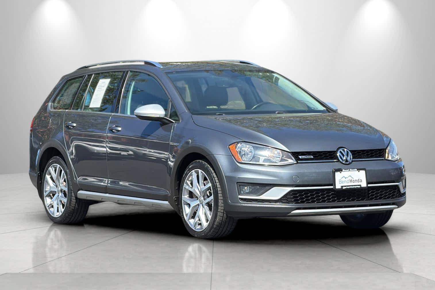 Used 2017 Volkswagen Golf Alltrack SEL AWD/4WD image 9
