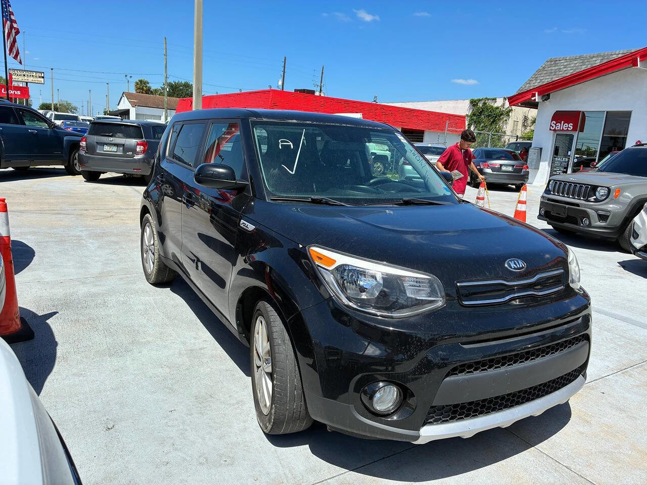 Used 2018 Kia Soul + FWD image 6