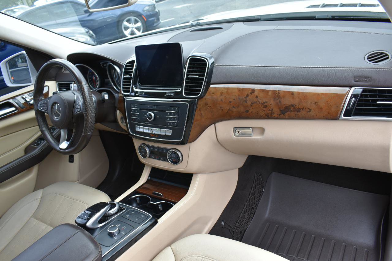 Used 2018 Mercedes-Benz GLS 450 4MATIC w/ Premium Package image 13