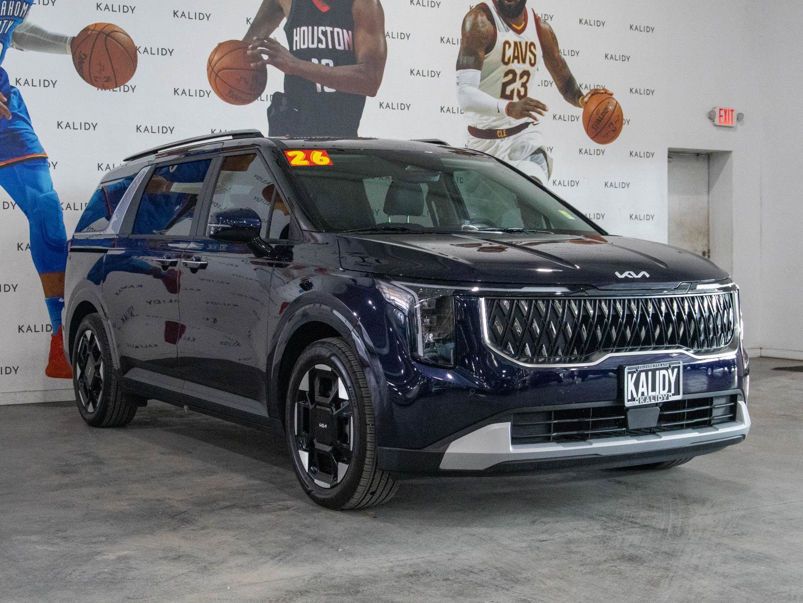 Used 2026 Kia Carnival EX image 19