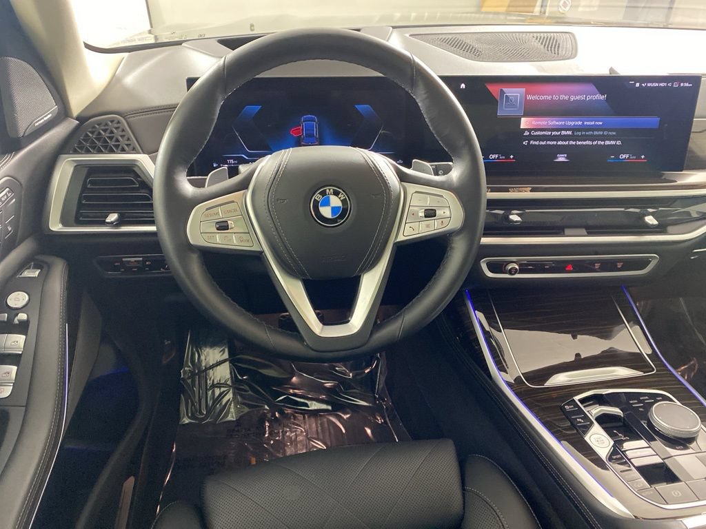 Used 2023 BMW X7 xDrive40i w/ Premium Package AWD/4WD image 25