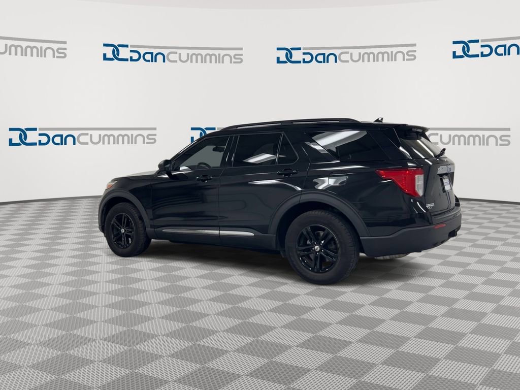 Used 2020 Ford Explorer XLT w/ Comfort Package image 6