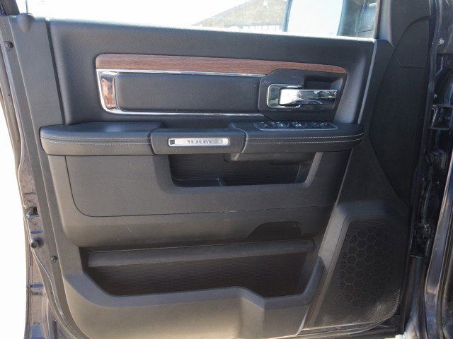 Used 2014 RAM 1500 Laramie w/ Convenience Group image 13